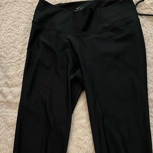 Nike leggings